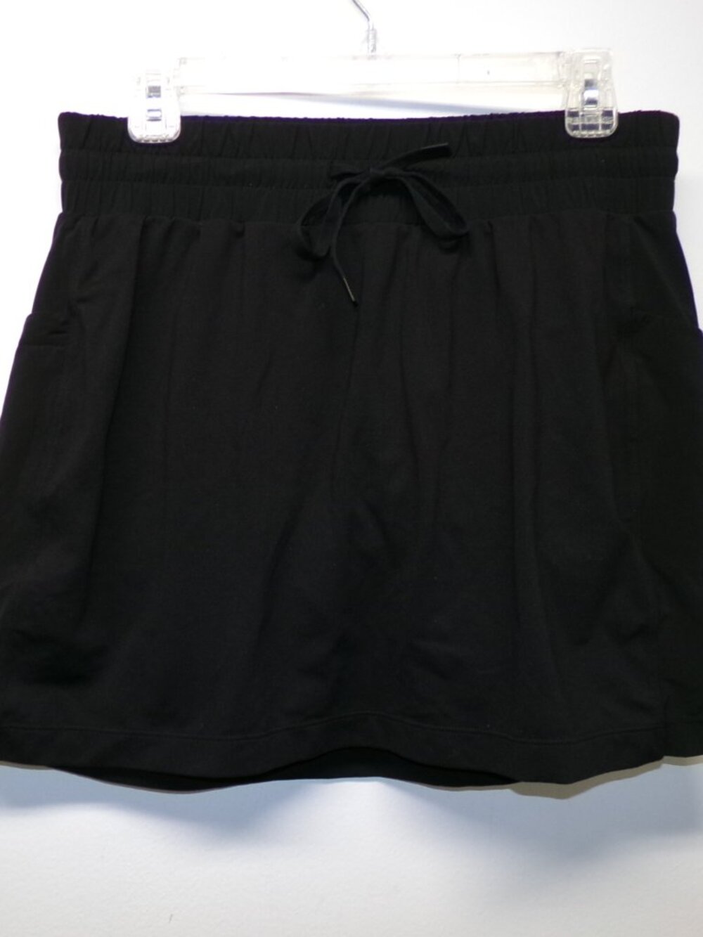 Athleta Excursion Skort Skirt Womens Small Black Side Pockets Pull On Activewear
